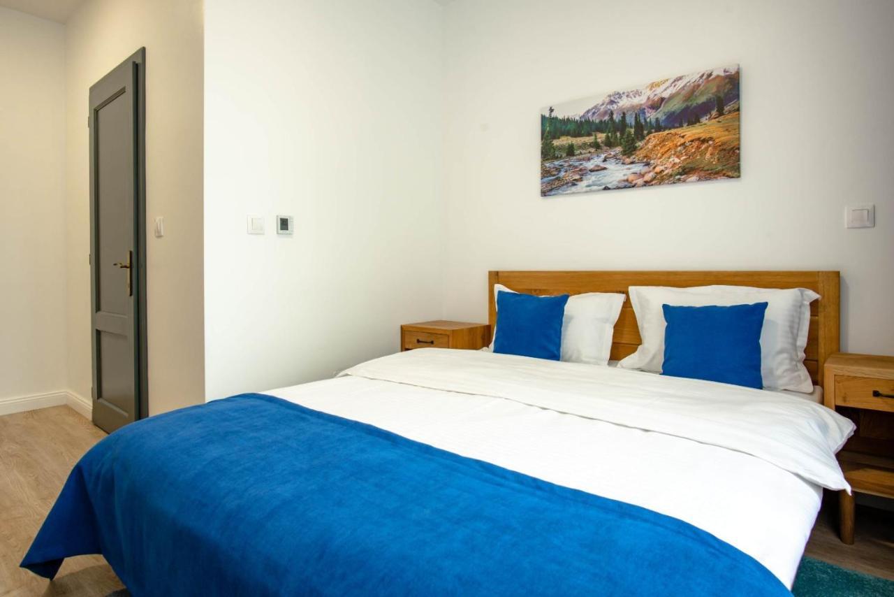 English House Bistrita  Ngoại thất bức ảnh