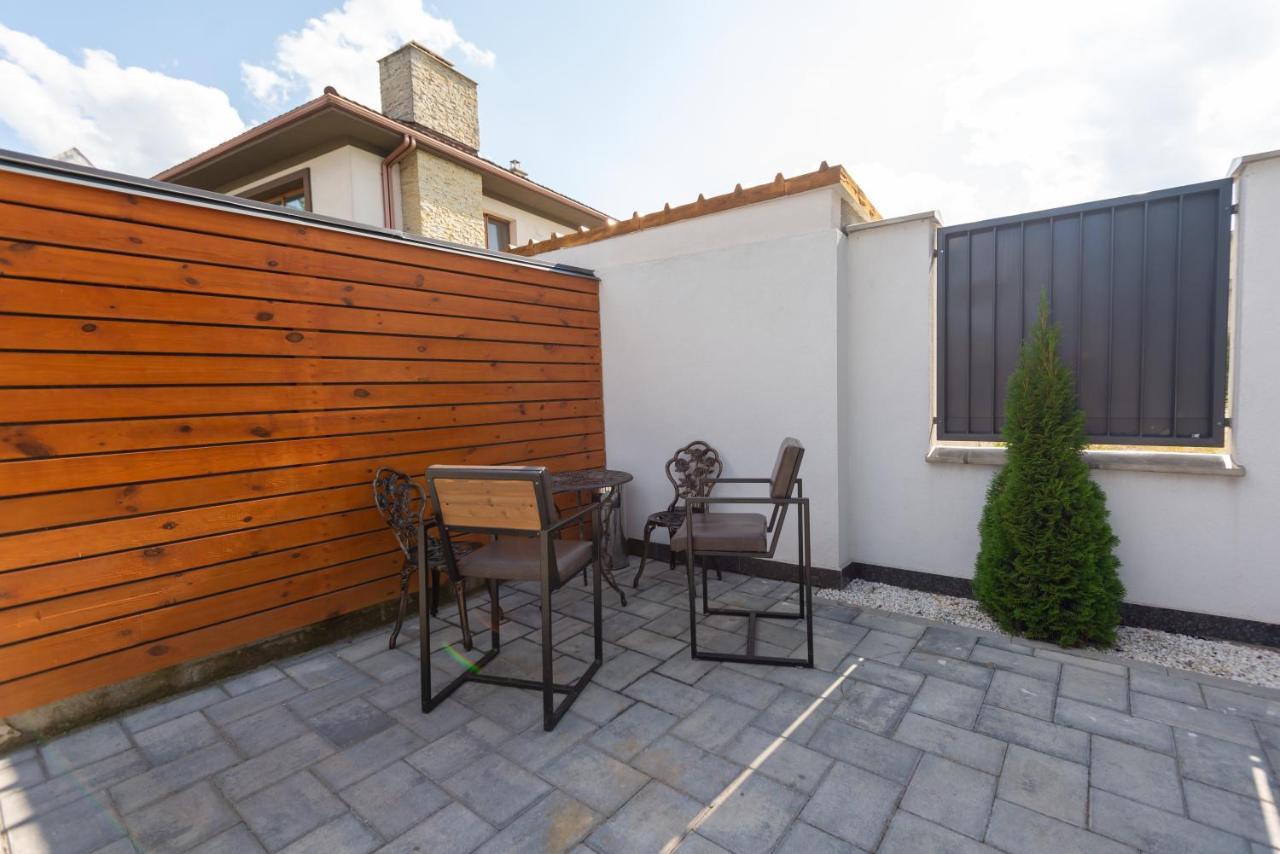 English House Bistrita  Ngoại thất bức ảnh